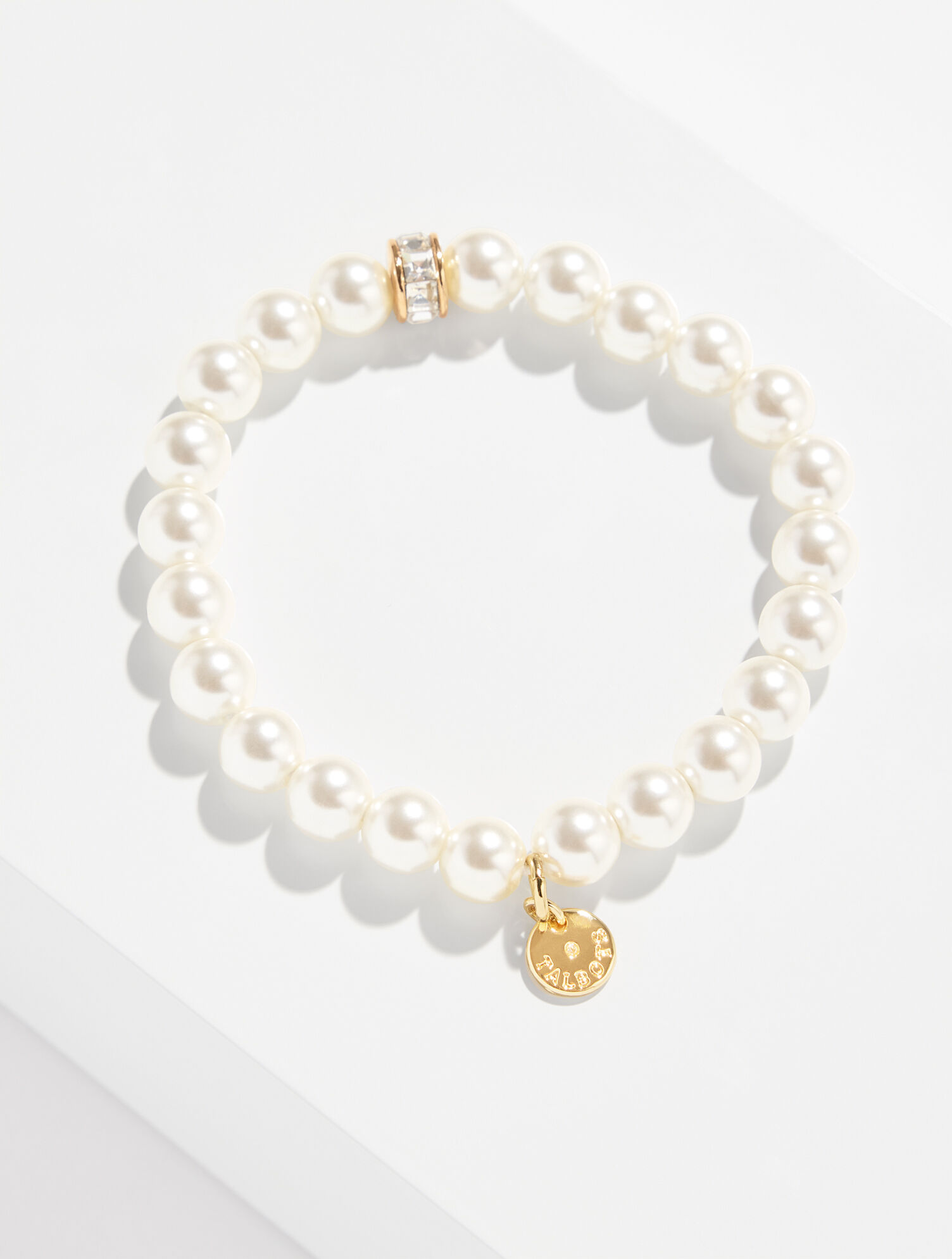 Classic Pearl Stretch Bracelet
