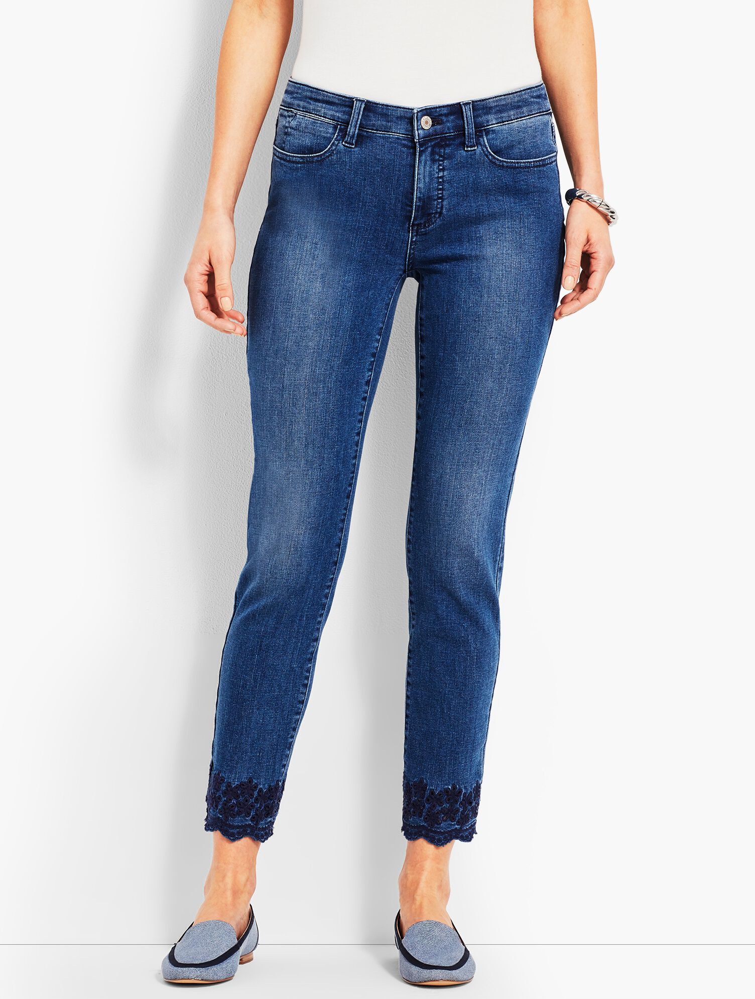 Scallop-Hem Denim Slim Ankle - Taylor Wash