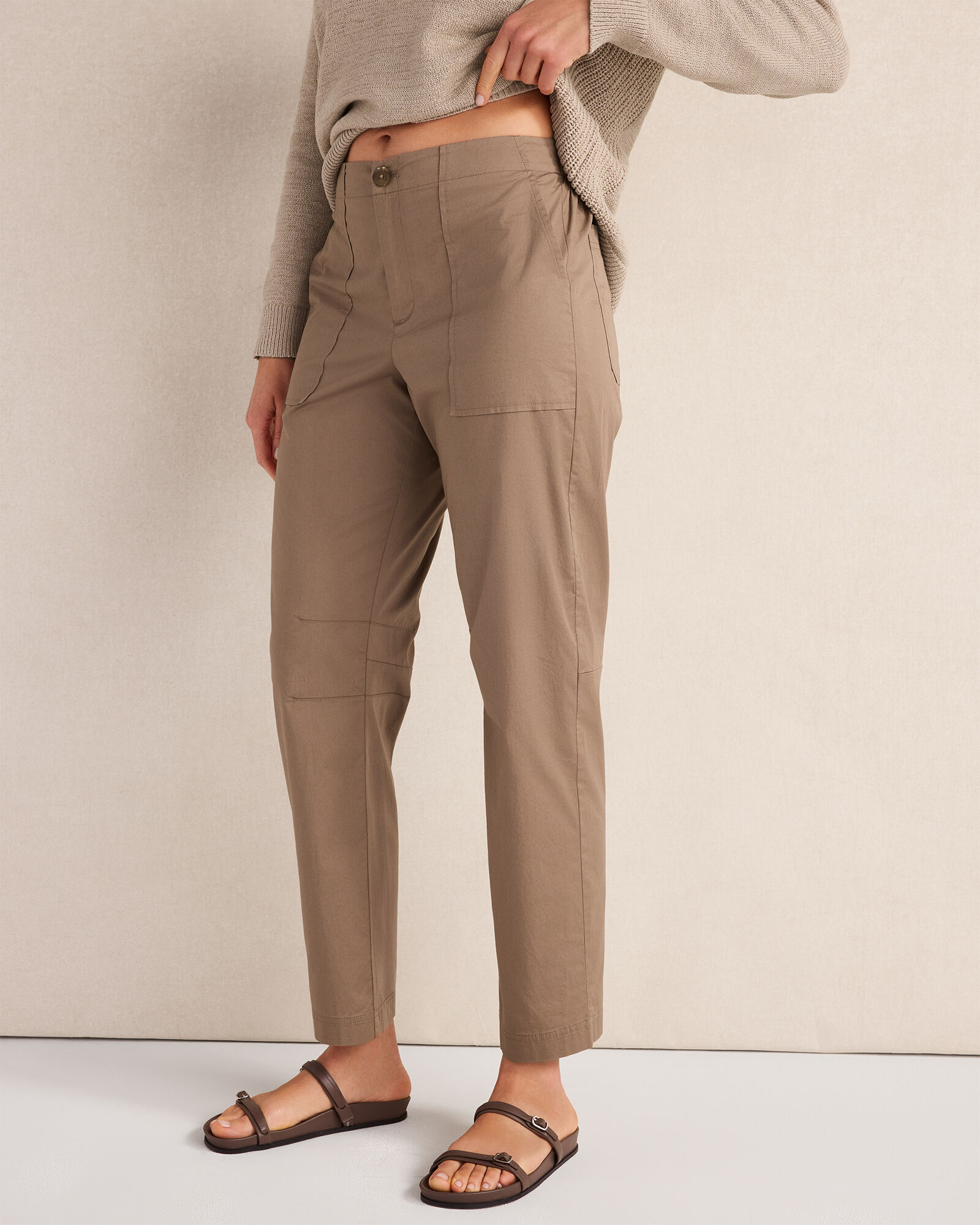 Organic Cotton Twill Slim Barrel Leg Pants
