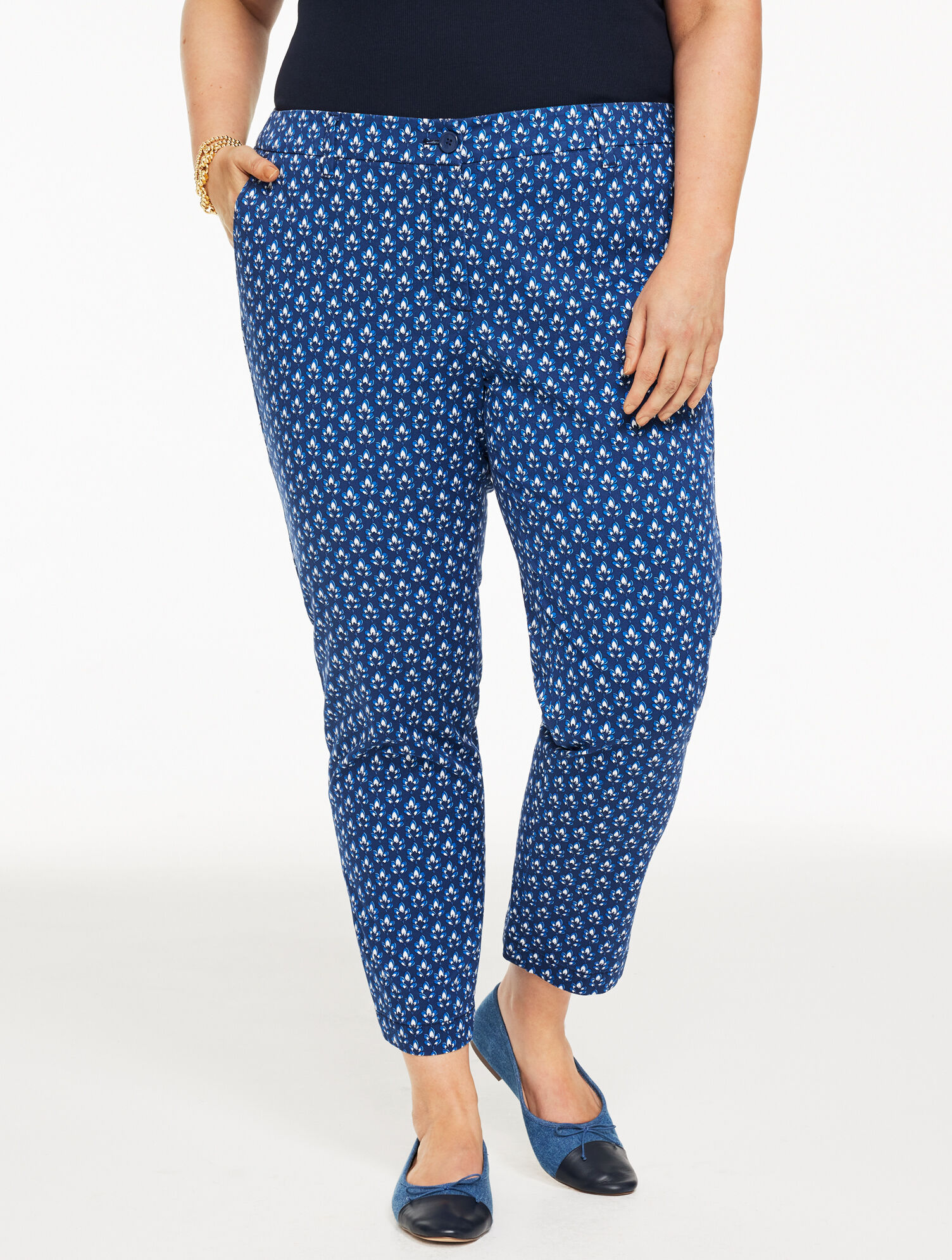 Heritage Twill Perfect Crops - Graphic Leaves