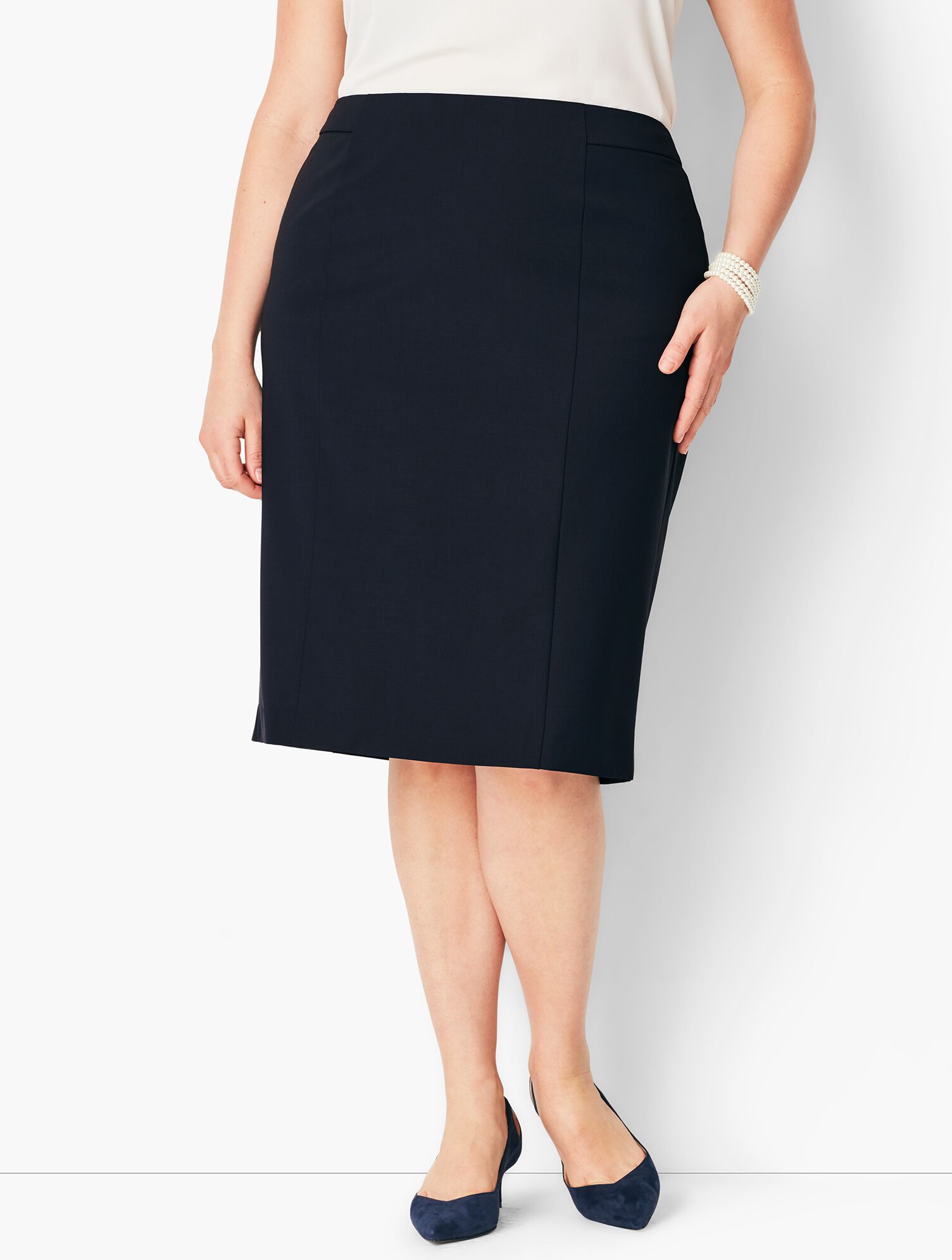 Seasonless Wool Pencil Skirt