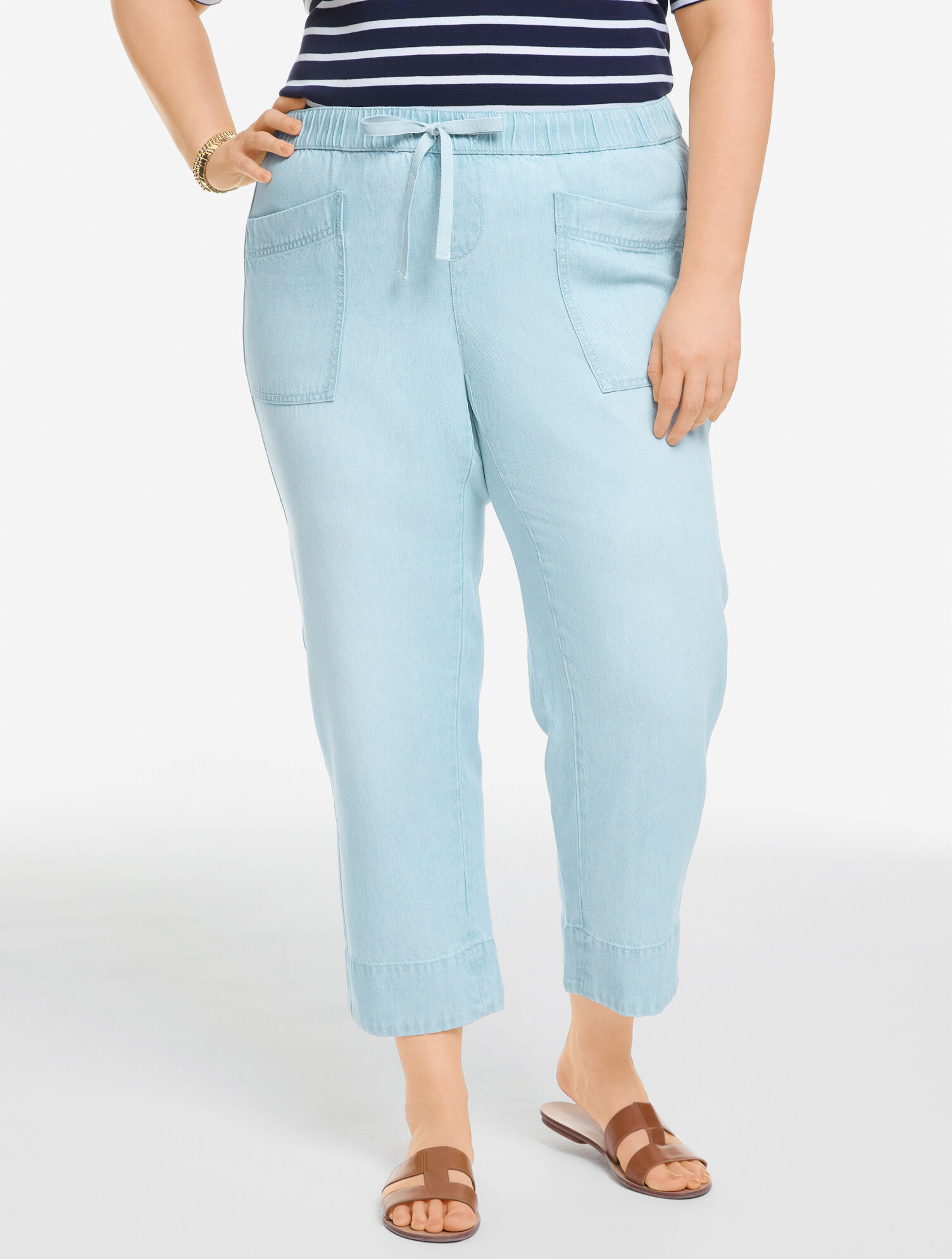 Straight Crop Pull-On Jeans - Milano Wash