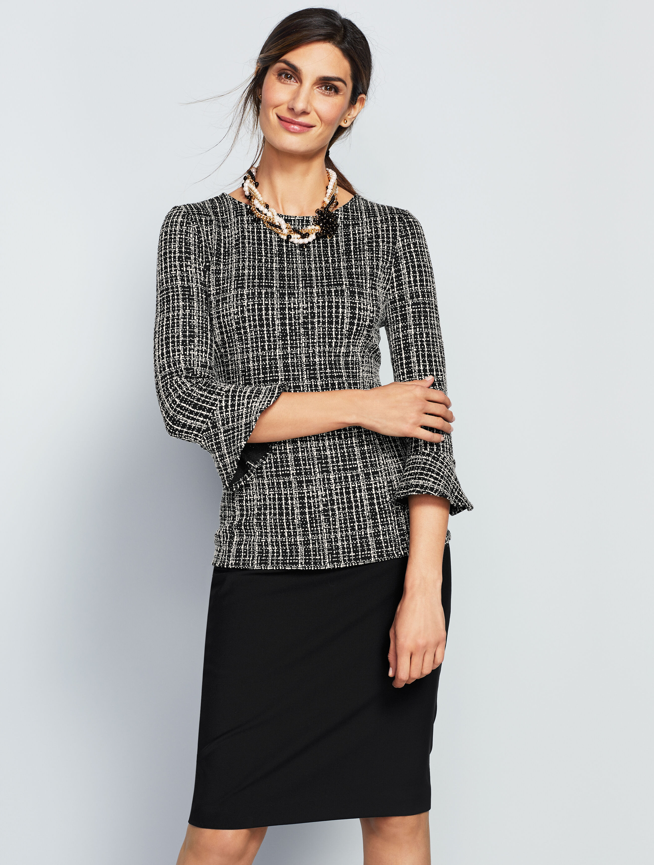 Seasonless Wool Pencil Skirt