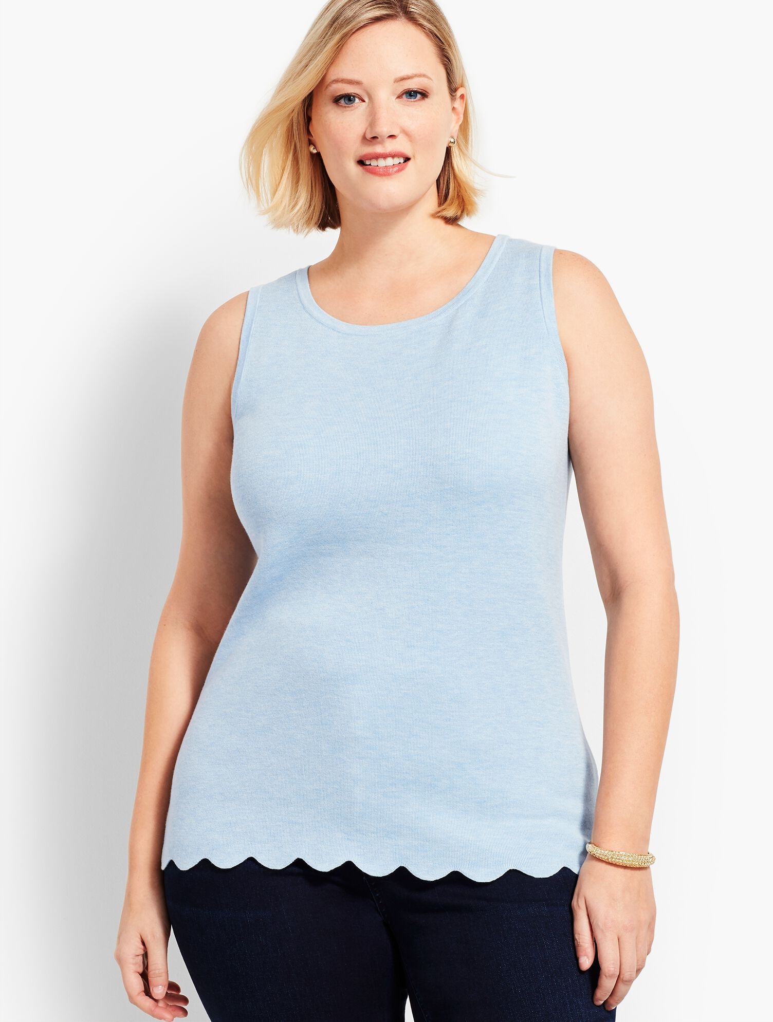 Plus Size Exclusive Scallop-Hem Sweater Shell