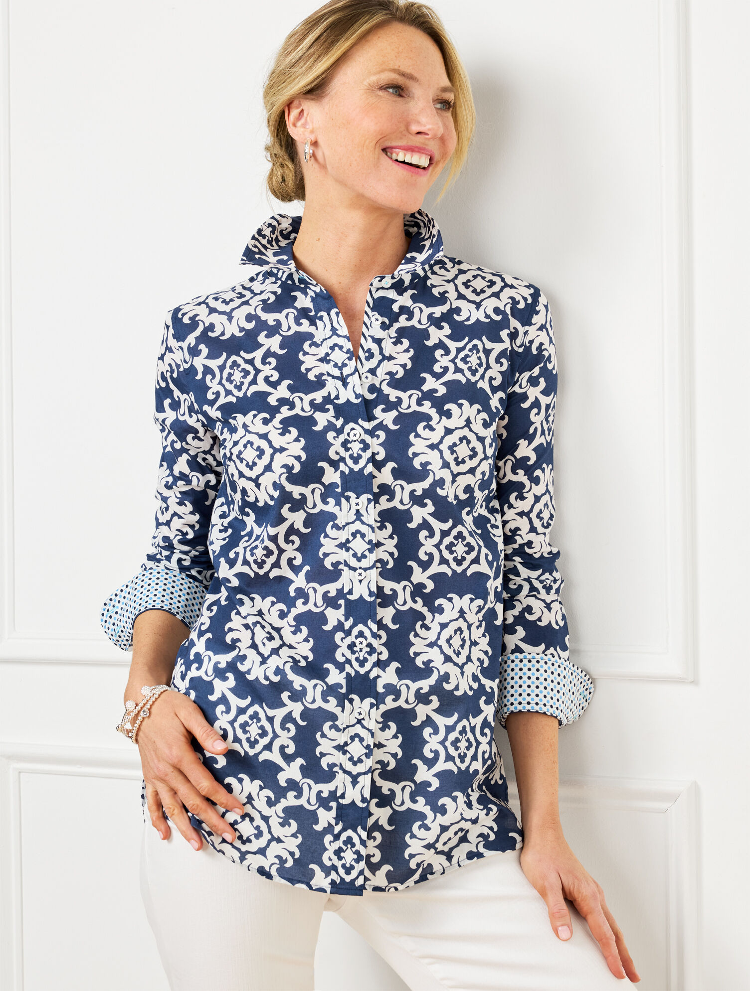 Modern Classic Shirt - Curly Medallion